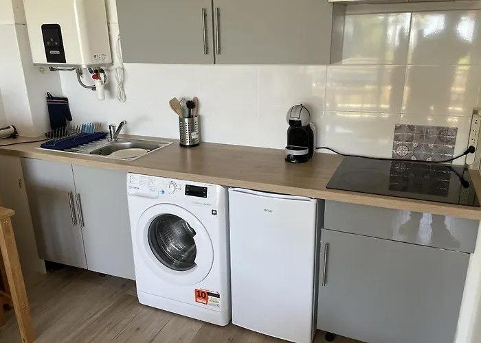 Apartament With Large Balcony - Sea View *